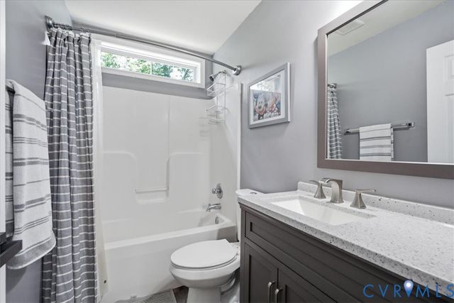 7065 Kenthurst Rd, Lanexa, VA 23089