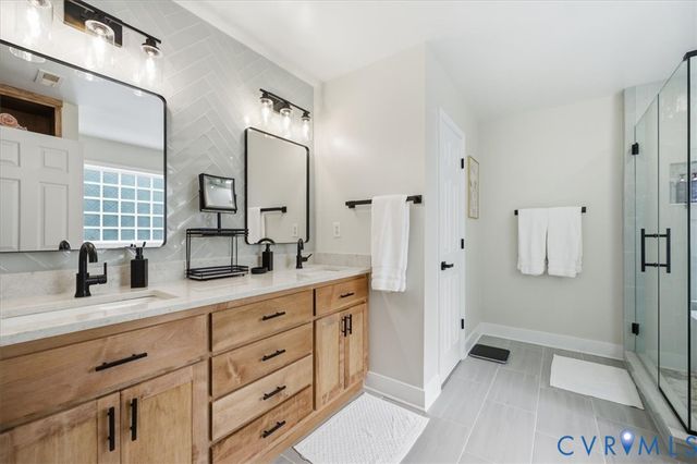 7065 Kenthurst Rd, Lanexa, VA 23089