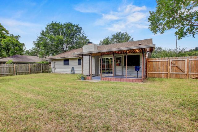 9913 Oak Hollow DR, Austin, TX 78758