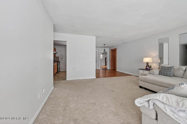 3723 Manchester Boulevard, Toledo, OH 43606