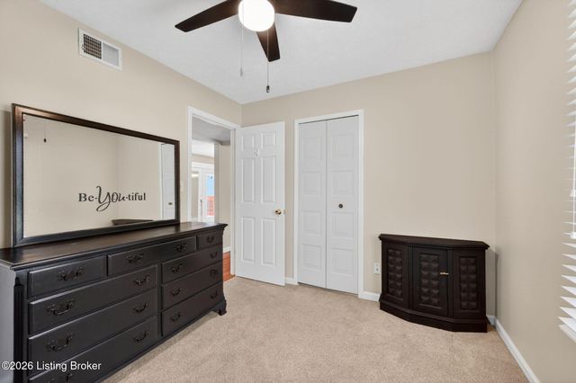 10902 Conti Ln, Jeffersontown, KY 40299