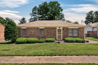 10902 Conti Ln, Jeffersontown, KY 40299