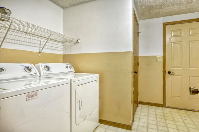 7107 Lindberg Avenue, Hammond, IN 46323