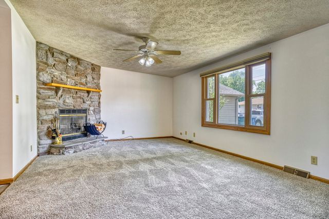 7107 Lindberg Avenue, Hammond, IN 46323