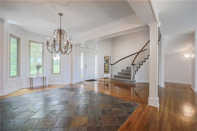 26528 S Metcalf Road, Louisburg, KS 66053