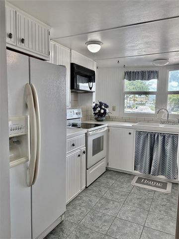 603 S GREEN CIRCLE, Venice, FL 34285
