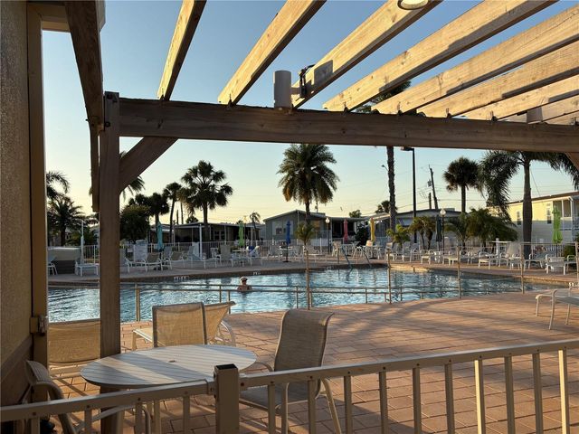 603 S GREEN CIRCLE, Venice, FL 34285