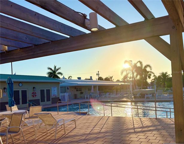603 S GREEN CIRCLE, Venice, FL 34285