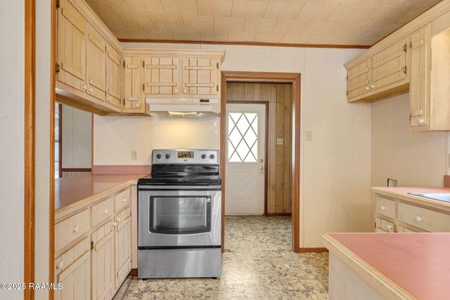 1007 Louis Drive, Breaux Bridge, LA 70517