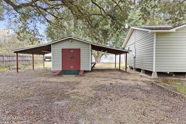 1007 Louis Drive, Breaux Bridge, LA 70517