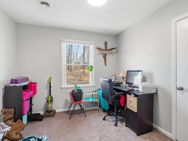 90 Fall DR, Collinsville, VA 24078