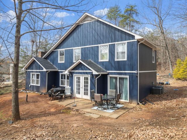 90 Fall DR, Collinsville, VA 24078