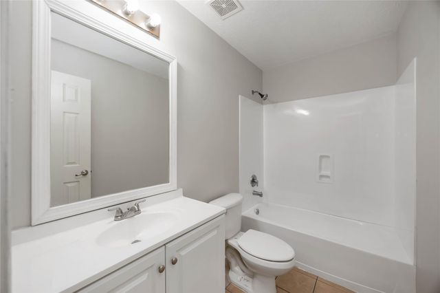 2131 Acorn Glen Trail, Fresno, TX 77545