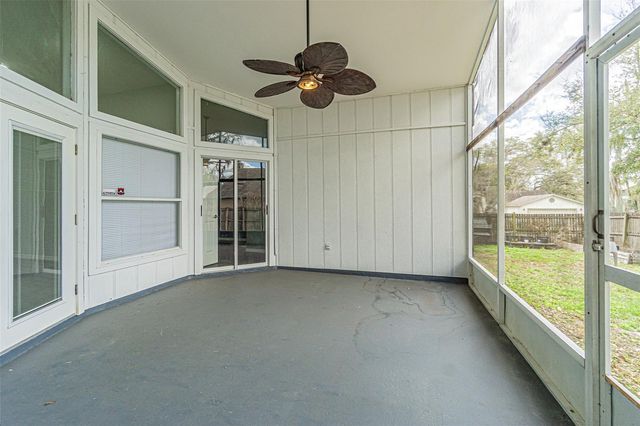 301 SUGAR CREEK DRIVE, Plant City, FL 33563