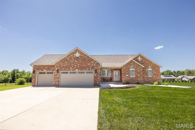 5 Pioneer Trail, Glen Carbon, IL 62034