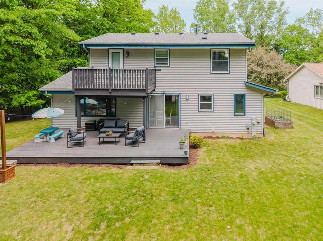 12775 W CLEVELAND AVENUE, New Berlin, WI 53151