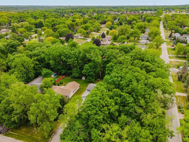 12775 W CLEVELAND AVENUE, New Berlin, WI 53151
