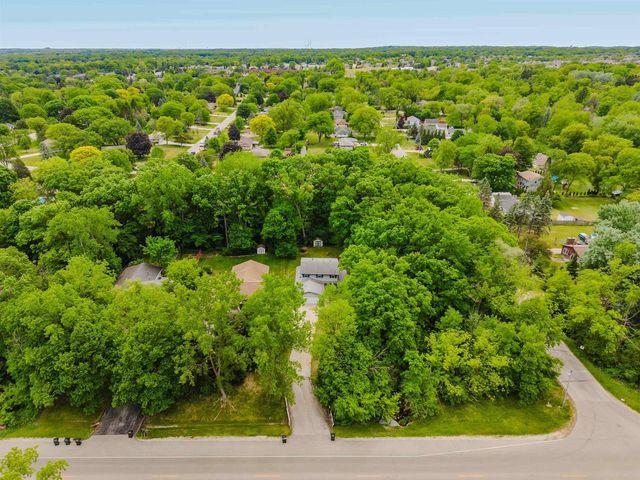 12775 W CLEVELAND AVENUE, New Berlin, WI 53151