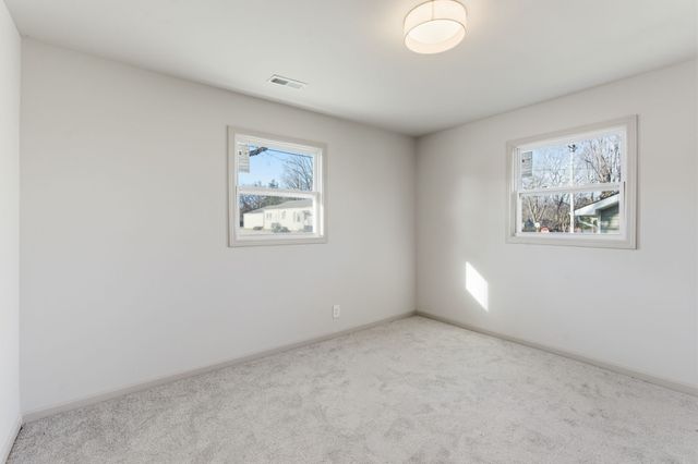 503 S Ramsey St, Manchester, TN 37355