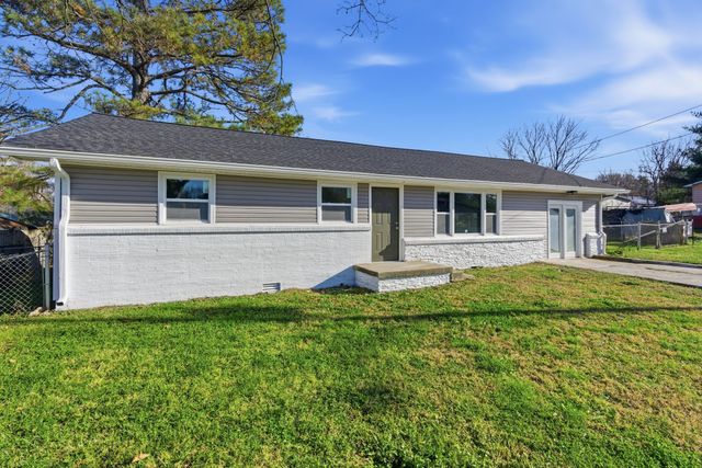 503 S Ramsey St, Manchester, TN 37355