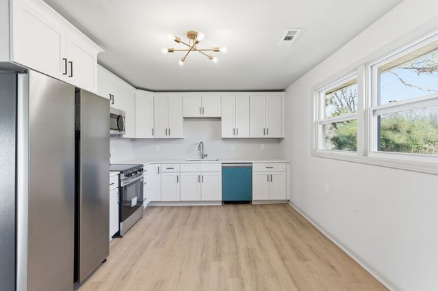 503 S Ramsey St, Manchester, TN 37355