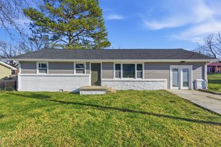 503 S Ramsey St, Manchester, TN 37355