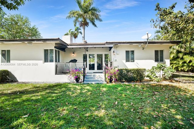 330 Viscaya Ave, Coral Gables, FL 33134