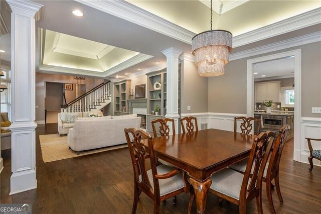 1025 Stonegate Court, Roswell, GA 30075