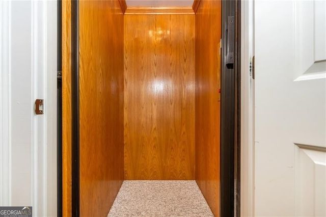 1025 Stonegate Court, Roswell, GA 30075