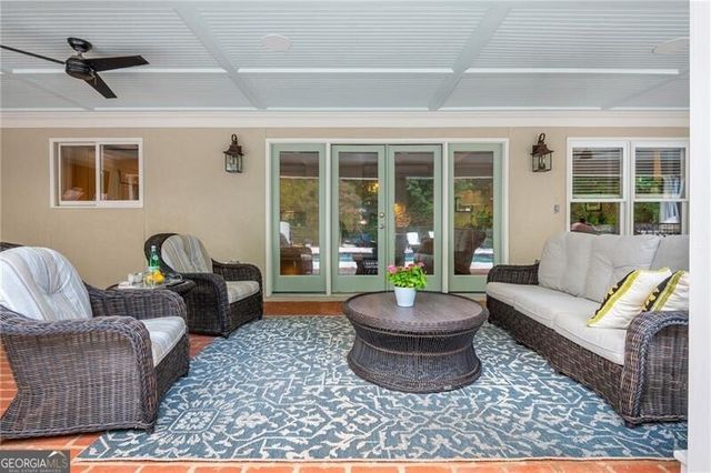 1025 Stonegate Court, Roswell, GA 30075