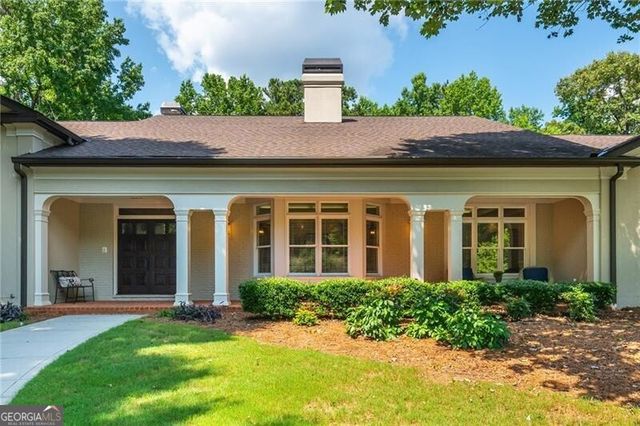 1025 Stonegate Court, Roswell, GA 30075