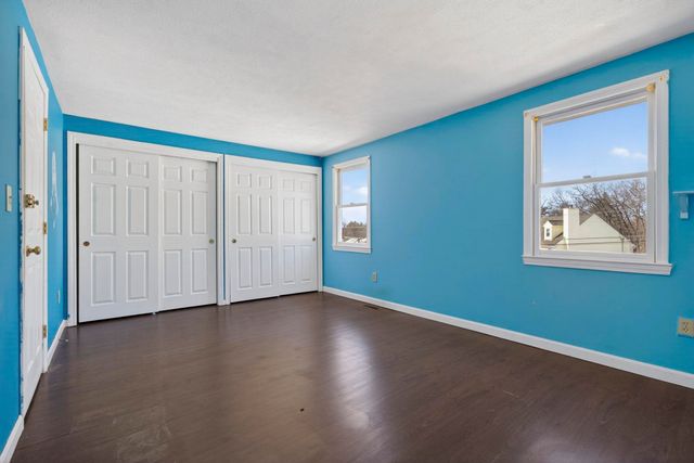 35 Albury Stone Circle, Nashua, NH 03063