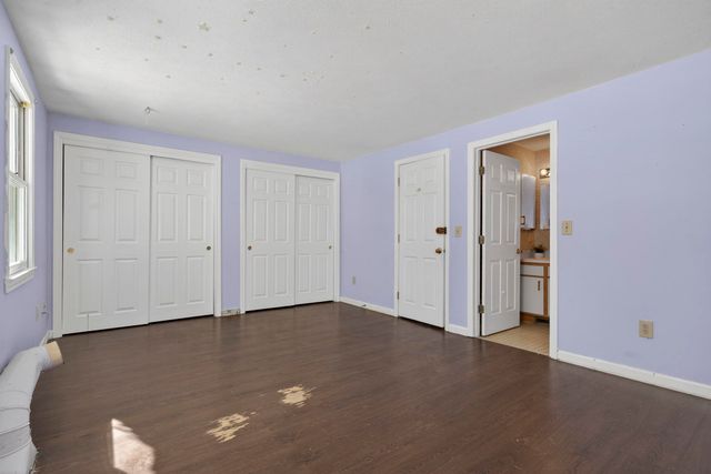 35 Albury Stone Circle, Nashua, NH 03063