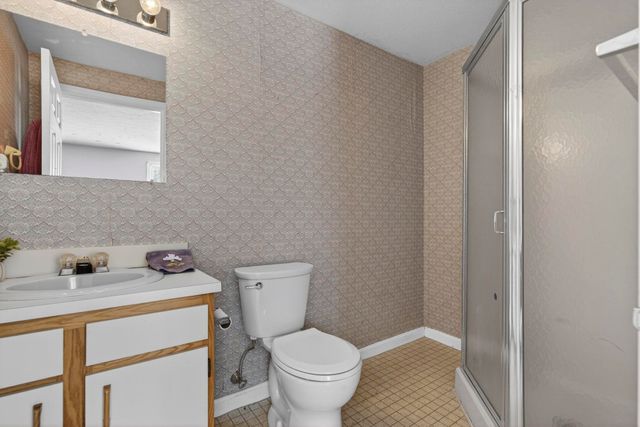 35 Albury Stone Circle, Nashua, NH 03063