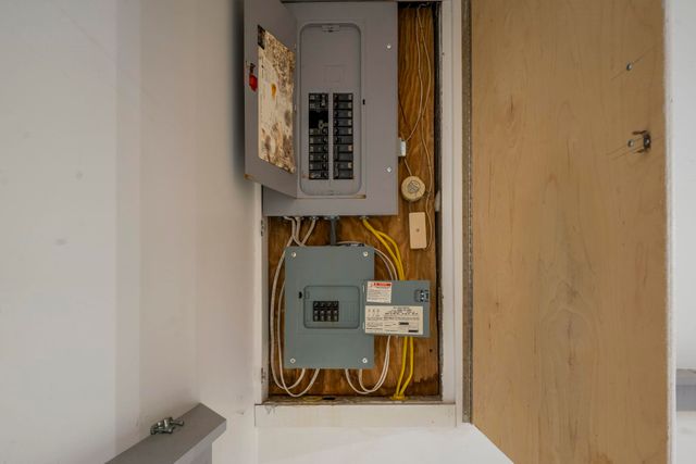 35 Albury Stone Circle, Nashua, NH 03063