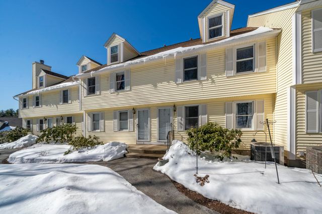 35 Albury Stone Circle, Nashua, NH 03063