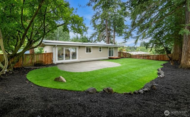 16436 SE 8th St, Bellevue, WA 98008