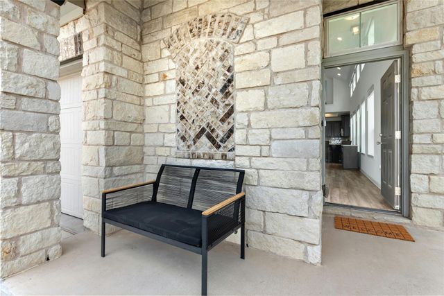 10813 Sentinel DR, Austin, TX 78747