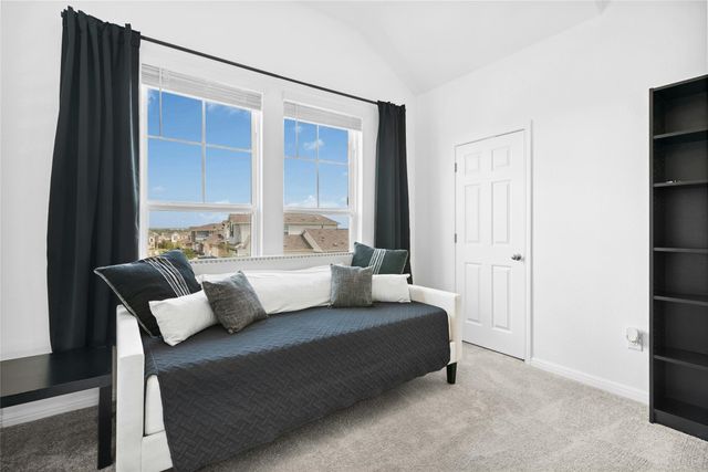 10813 Sentinel DR, Austin, TX 78747