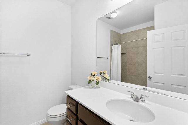 10813 Sentinel DR, Austin, TX 78747