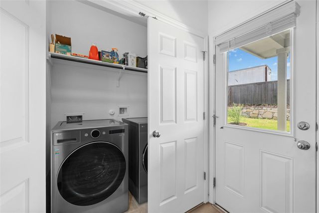 10813 Sentinel DR, Austin, TX 78747