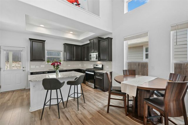 10813 Sentinel DR, Austin, TX 78747
