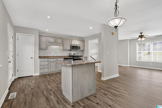 386 MIRANDA ROAD, Warrior, AL 35180