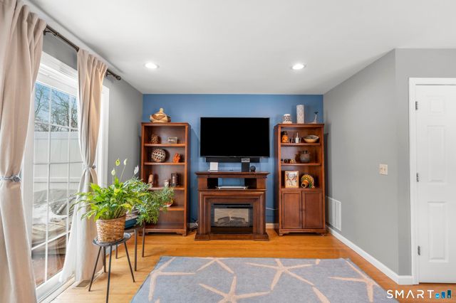 560 Silver Sands Road 1001, East Haven, CT 06512