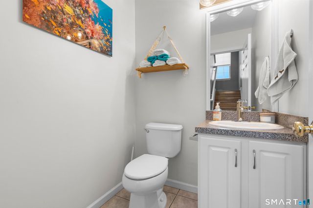 560 Silver Sands Road 1001, East Haven, CT 06512