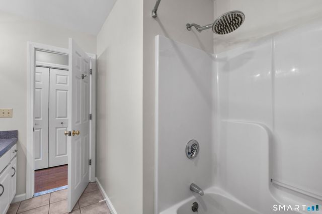 560 Silver Sands Road 1001, East Haven, CT 06512