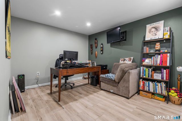 560 Silver Sands Road 1001, East Haven, CT 06512