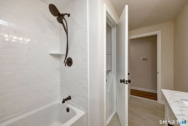 19 Harding Avenue, West Haven, CT 06516