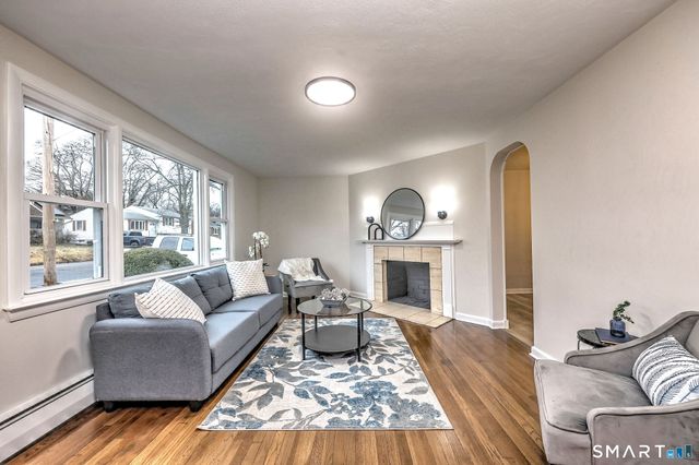 19 Harding Avenue, West Haven, CT 06516