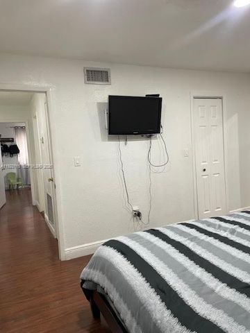 5432 NW 168 Terrace, Miami Gardens, FL 33055